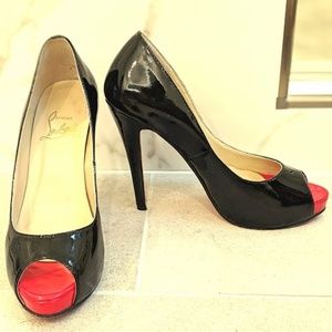 Christian Louboutin Classic BL Peep Toe
